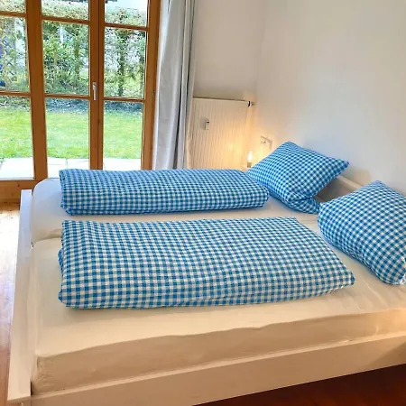 Kommod Apartment